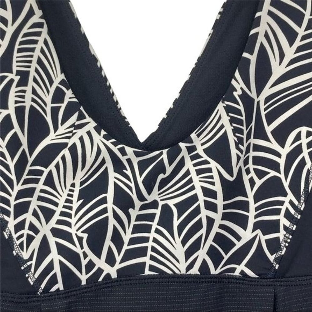 LULULEMON Women Palm "Hustle & Bustle" Tank Top Size 4 Black / White - Picture 2 of 14